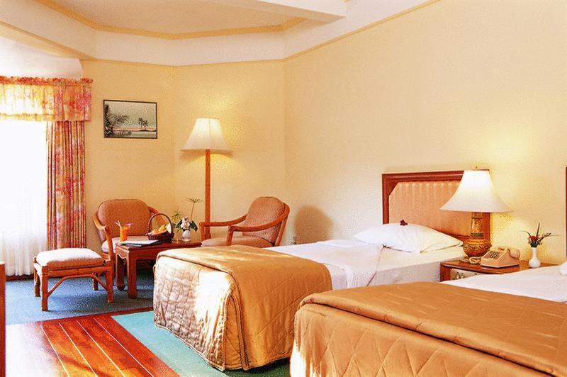 Palmeraie Beach Hotel, Rayong Ban Ang Dış mekan fotoğraf
